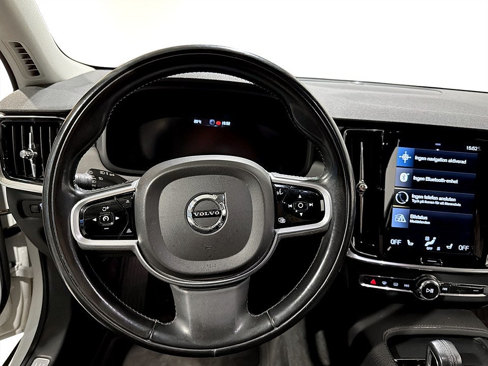 Bild på Volvo V90 Cross Country Momentum B4 197hk Aut AWD - FULLSERV,360