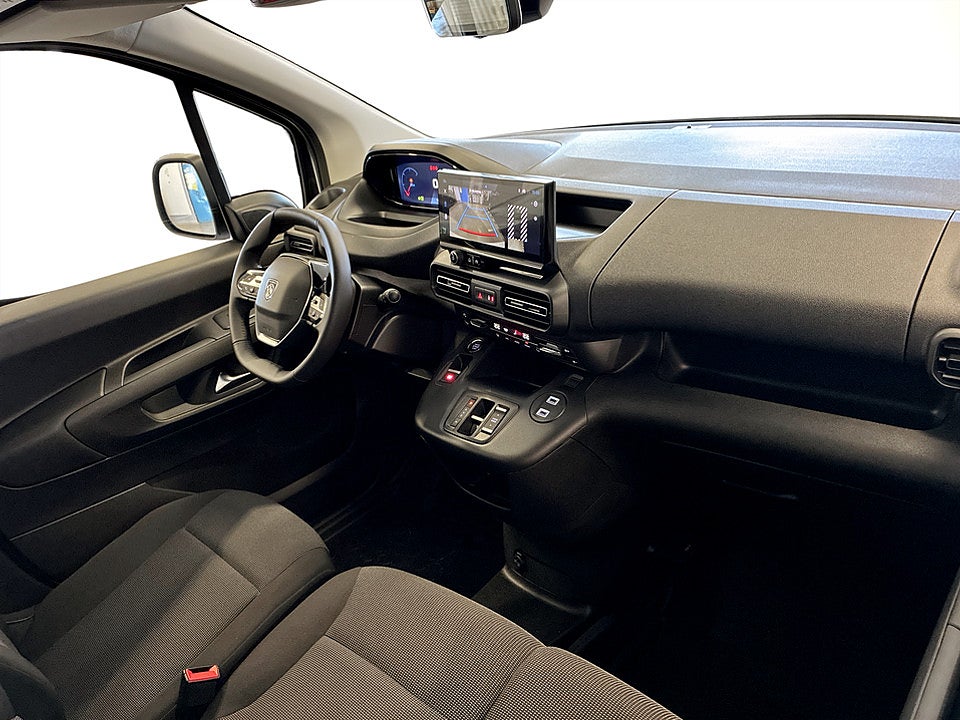 Bild på Peugeot Partner Plus 130hk Aut L2 - EDITION! SERVICE & V-HJUL INGÅR!
