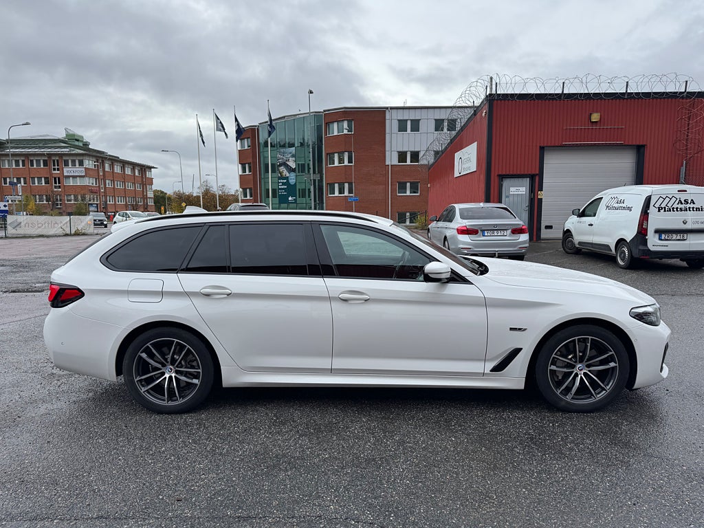 BMW 530e xDrive Touring Steptronic M Sport Harman / Head up 