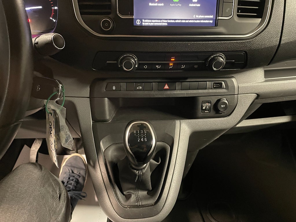 Bild på Opel Vivaro Business L2 BlueHDi 120hk - Drag & Webasto