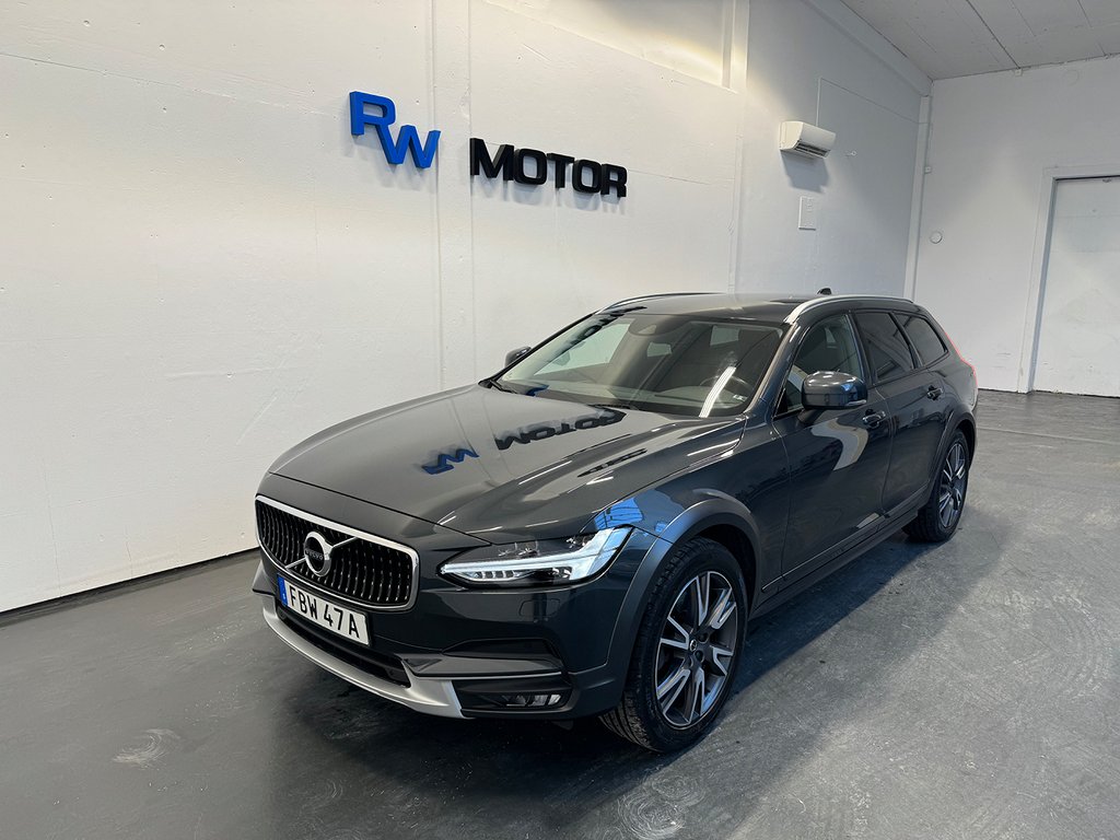 Volvo V90 Cross Country D4 AWD VOC D-värm B-kamera Drag Navi