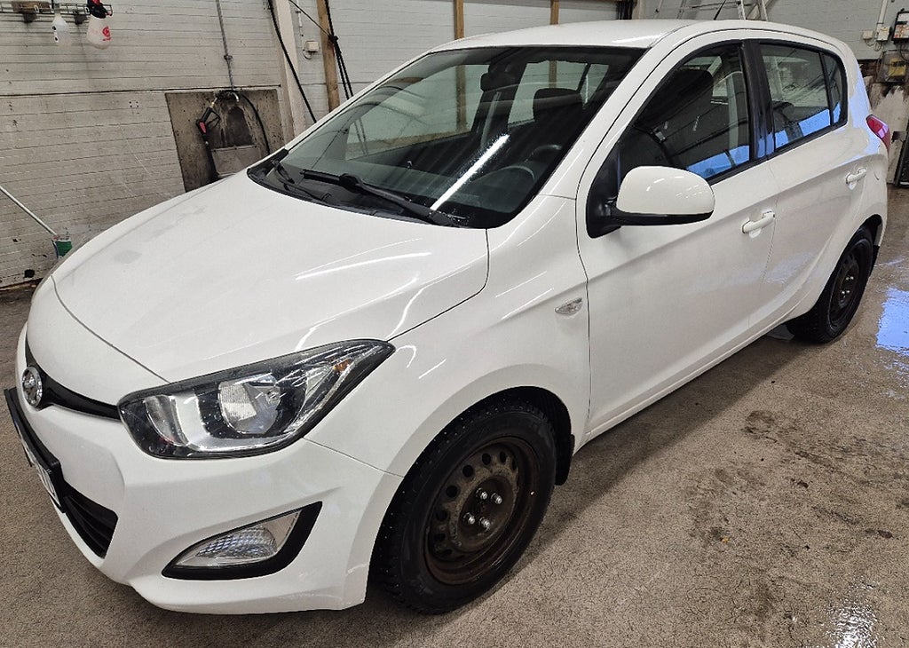 Hyundai i20 5-dörrar 1.2 Select Euro 5 10500 MIL / MOMSBIL