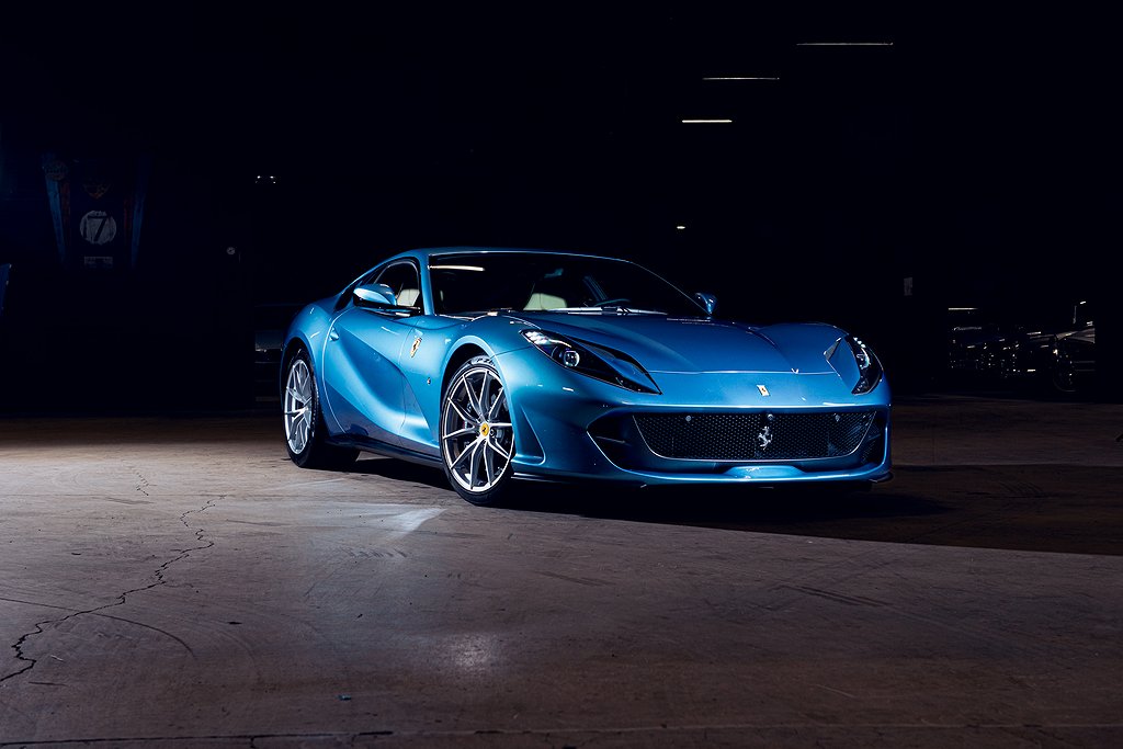 Ferrari 812 Superfast / Historical color / Pass.Display