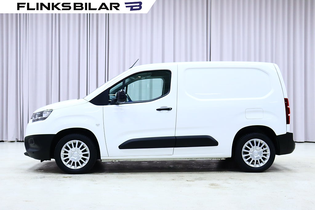 Toyota ProAce City 130HK Automat|Dubbelgolv|Drag|Värmare