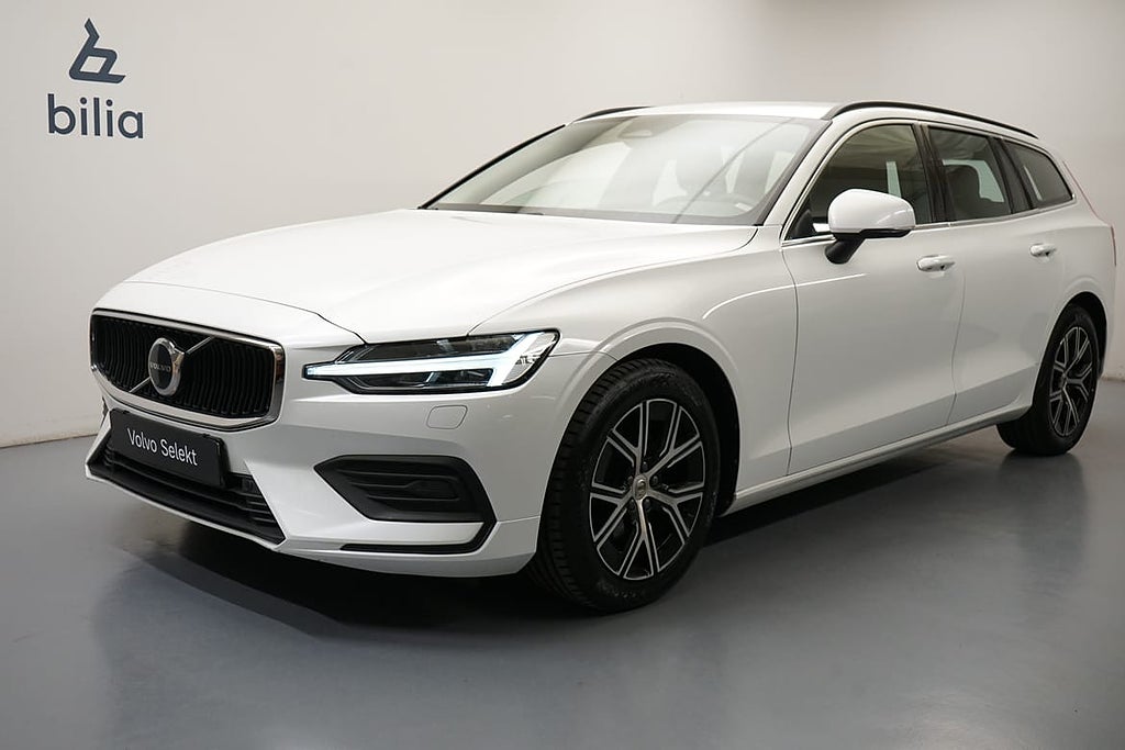 Volvo V60 B4 Bensin Core, Baklucka elmanövrerad