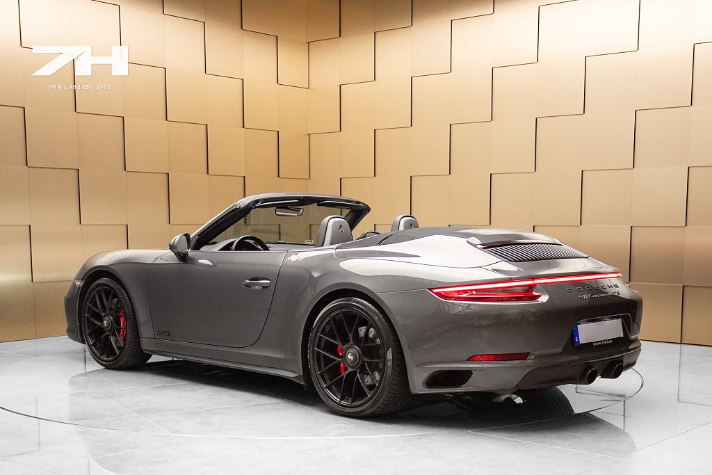 Porsche 911 991 Carrera 4 GTS Cabriolet / Kamera / BOSE