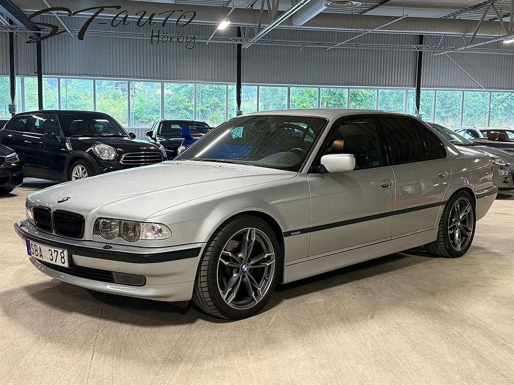 BMW 740 i Aut M Sport Svensksåld 286hk