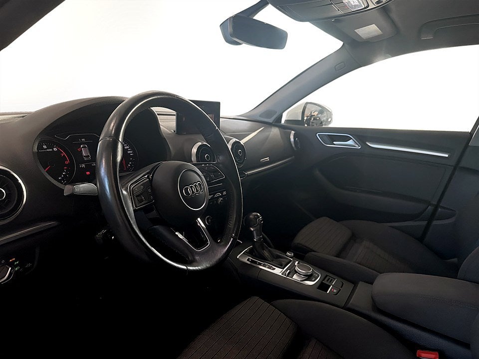 Bild på Audi A3 Sportback Proline 35 TFSI 150hk Aut - P-SENSORER,RATTVÄRME