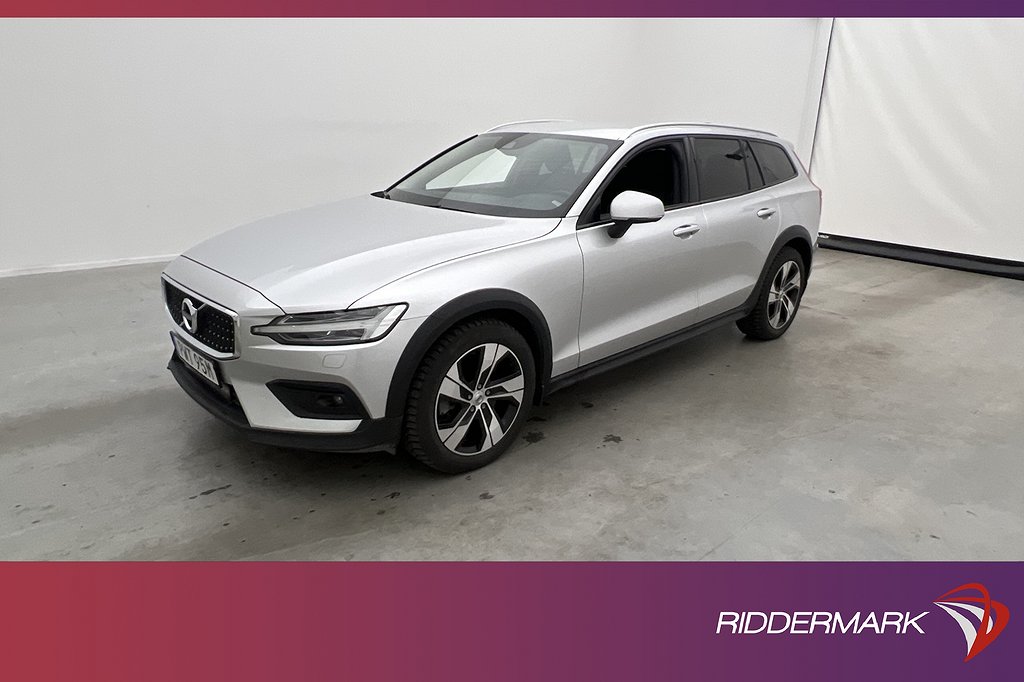 Volvo V60 Cross Country B4 AWD Advanced Värm Drag Skinn MOMS