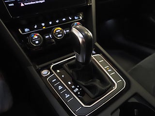 Kombi Volkswagen Passat 17 av 24