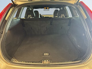 Volvo XC60 D4 AWD Classic Momentum Drag Pvärme Rattvärme S&V-däck – bild 12