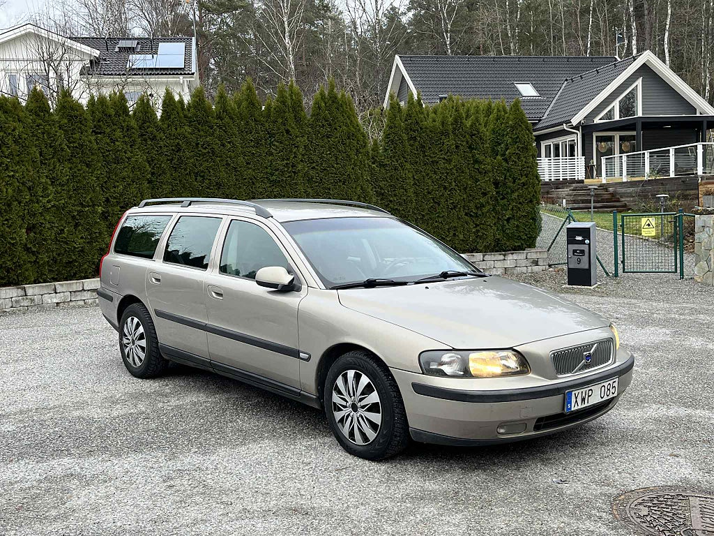 Volvo V70 2.4 Automatisk, 170hk, 2001 