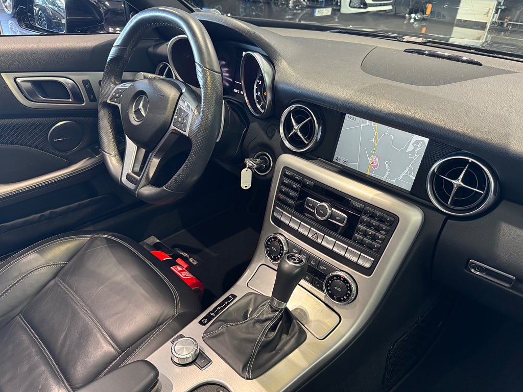 Mercedes-Benz SLK 55 AMG SpeedShift Plus 7G-Tronic V8 421 hk - bild 5